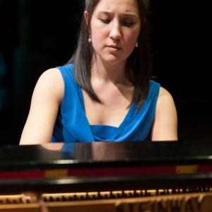 Dr. Sonya Schumann, piano