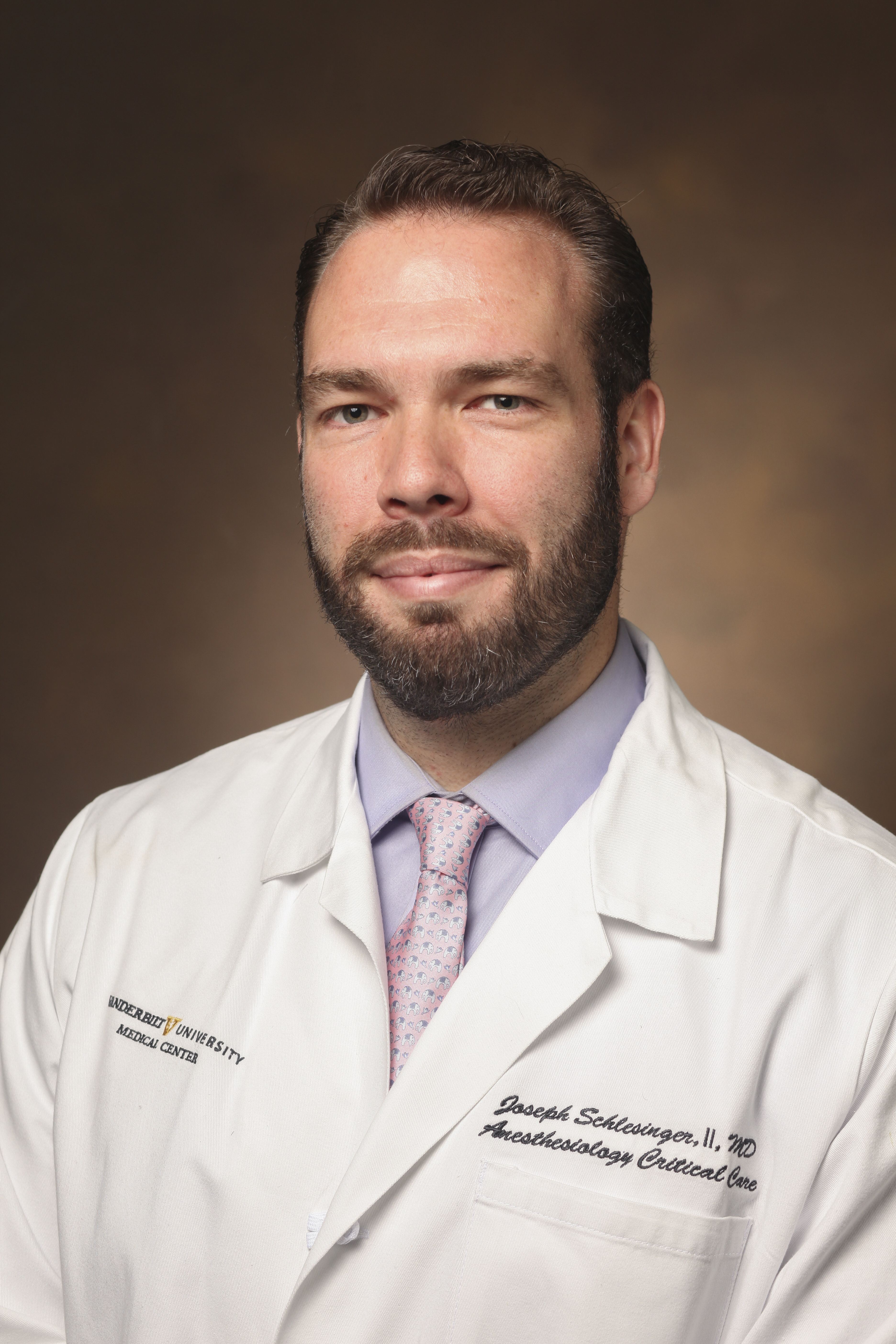 Headshot of Dr. Joseph Schlesinger